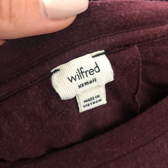 Aritzia Wilfred Burgundy Long- Sleeve - Picture 4 of 4